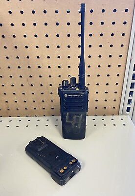 #ad GUC Motorola XPR 7350e Two Way Radio AAH56RDC9RA1AN UHF 403 512MHz 2 Batteries $199.99