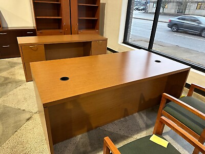 #ad 6#x27;x3#x27; executive double pedestal desk by HON Office Furniture in Cherry laminate $349.00