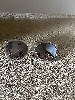 #ad Vera Wang VAS3 Designer Sunglasses GY 55 18 135 EUC $31.99