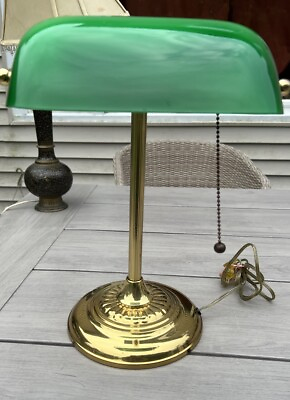 #ad Vintage Bankers Desk Lamp Classic Emerald Green Glass Shade Mid Century Styled $42.00