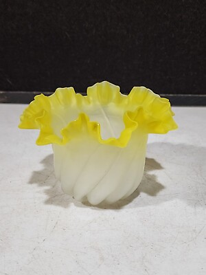 #ad Antique Victorian Frosted Yellow Ruffled Edge Peg Lamp Shade 1 1 4quot; Fitter $49.99