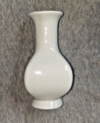 #ad Vintage White Milk Glass $10.38
