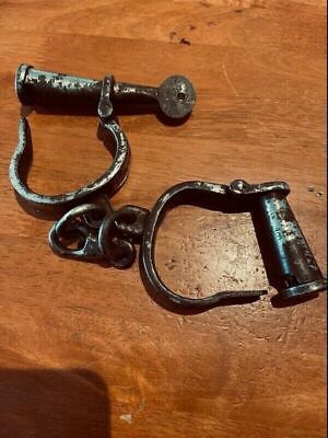 #ad Rust Iron Handcuff Prison Police Restraints refer 7 13 handcuffs Key Lot of 10 $238.55