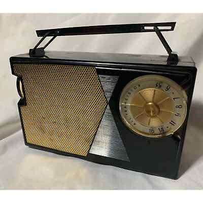 #ad Vintage General Electric GE Transistor Radio Model P 807A w old 9v battery WORKS $39.89