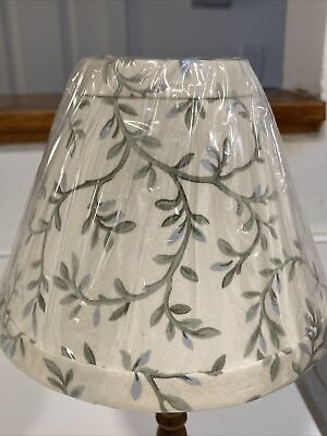 #ad Mini Lamp Shades Ivory With Green Vine Clip On Sold As Set Of 3 $20.00