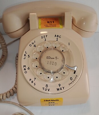 #ad Vintage Rotary Phone Western Electric Bell System 1984 Marked with Tag As 1820 $36.54