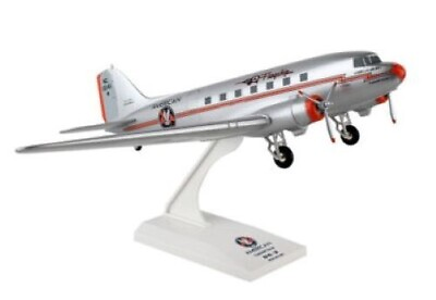 #ad Skymarks SKR539 American Airlines Douglas DC 3 Desk Display 1 80 Model Airplane $164.00