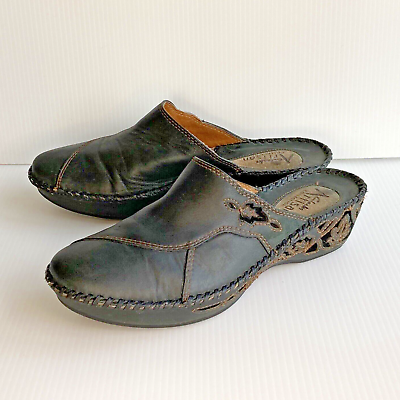 #ad Clarks Artisan Collection Black Leather Slip On Mules Clogs Wedge 5M Floral $14.22