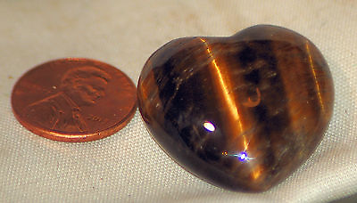 #ad Gold Tiger#x27;s Eye Heart 16.9 gr lapidary pendant or desk stone or grid $9.99