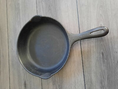 #ad Cast Iron 9quot; Round Pan #6 On Handle Vintage $20.00
