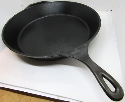 #ad Vintage Lodge 14Sk 15quot; Cast Iron Skillet with Assist Handle. $100.00