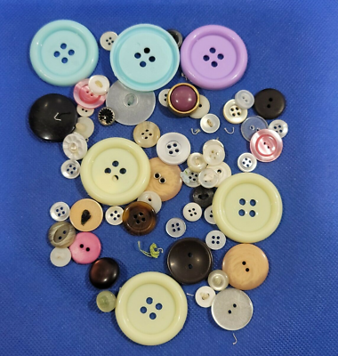 #ad Vintage Button Estate mixed Hobby Crafts Buttons Lot 50 $2.31