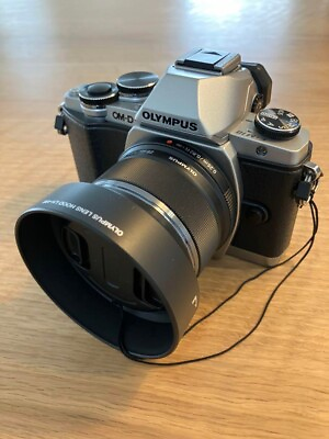 #ad Olympus OM D E M10 Digital Camera SILVER Battery amp; charger Good $511.00