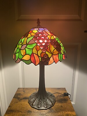 #ad RARE COLORS WELL CRAFTED VIBRANT vintage tiffany style stained glass table lamp $325.00