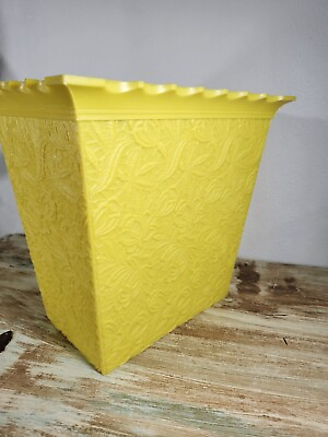 #ad Vtg Mid Century Plastic Waste Basket Yellow Embossed Floral Ruffle Rim Max Klein $37.60