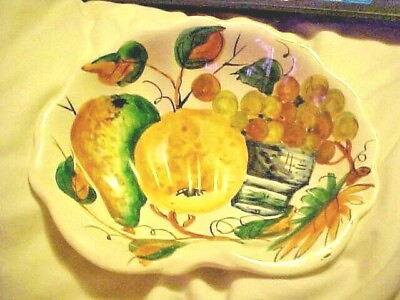 #ad VINTAGE ITALY SHELL DESIGN FRUIT BOWL VERY COLORFUL $20.50