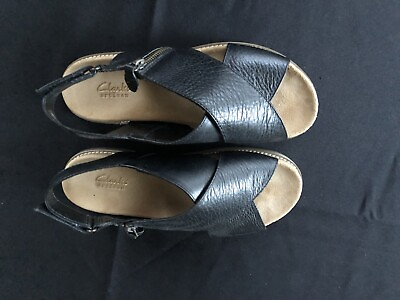 #ad CLARKS ARTISAN CORSIO CALM BLACK LEATHER CRISS CROSS SANDALS FLATS 9M 40 Like Nw $39.50