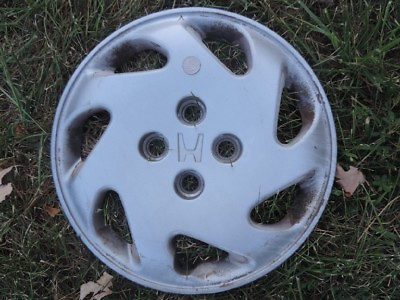 #ad ONE Honda Civic hubcap hub cap OEM 14quot; 44733 S01 A000 14 inch $22.99