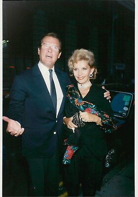#ad Roger Moore with his wife Luisa Mattioli. Vintage Photograph 726413 $13.90