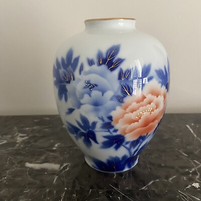 #ad Vintage Asian Fukagawa Japanese Floral Vase Pattern in Cobalt Blue and Peach $67.50