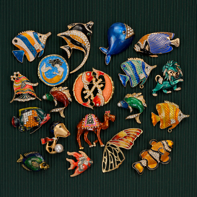 #ad Vintage Women Animal Insect Classic Enamel Crystal Badges Brooches Jewelry Gift $3.19