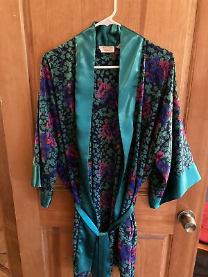 #ad Ladies Short Robe Kimono style beautiful floral pattern.  Worn once. $8.40