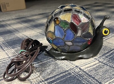 #ad Quoizel Snail Lamp Tiffany Style Stained Glass Shell Accent Lamp Night Light $80.00