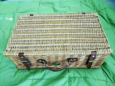 #ad Sutherland Picnic Basket For 4 people *NEW* Incl.Extra wood wine glass Holder $99.00
