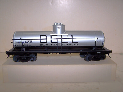 #ad O SCALE ATLAS TANK CAR BELL OIL amp; GAS Co. SHPX 20366 $50.00