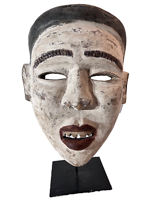 #ad Masque portrait Blanc Kongo Yombe RDC Zaire $380.00