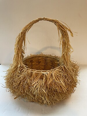 #ad Vtg Hand Woven Basket Natural Wicker Reed and Grass Decorative Rustic Artisan $38.00