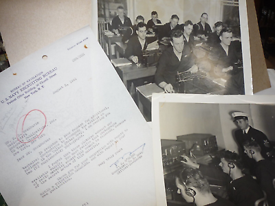 #ad 1941 VTG. PAIR PHOTO US NAVY RADIO OPERATORS SCHOOL HALLICRAFTER WASHBURNE $57.50