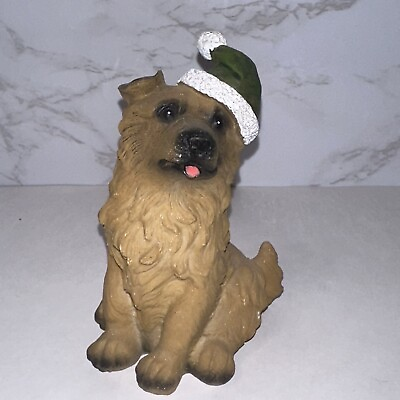 #ad Christmas Dog Figurine In Green Santa Hat 5” Golden Retriever Mutt Decor Yellow $14.00