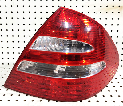 #ad 2003 2006 MERCEDES E CLASS W211 REAR RIGHT PASSENGER SIDE TAIL TAILLIGHT OEM $68.25