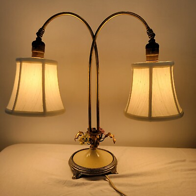 #ad Vintage Mid Century Tole Lamp Metal Flowers And Leaves Goldtone Age Wear Shades $219.00