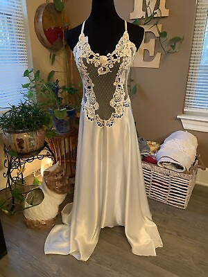 #ad Vtg Victorias Secret Bridal Long Satin Nightgown Sz M Negligee Chantilly Lace $99.99