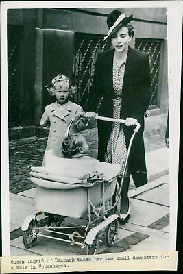 #ad Queen Ingrid Vintage Photograph 4688350 $15.90
