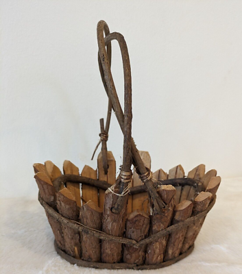 #ad Small wood basket for crafts or decor $12.00