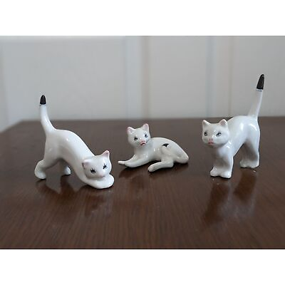 #ad Vintage Small Porcelain Cat Family Trio Set of 3 White Kitty Figurines Cute 3quot; $28.50