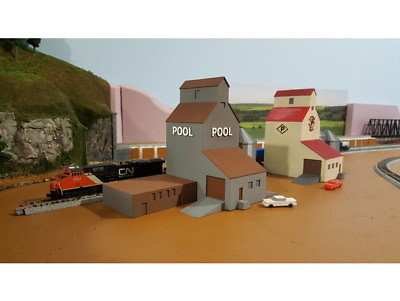 #ad FARM Set Cluster with POOL Grain Elevator Building and Grain Silos Z Scale 1:220 $22.93