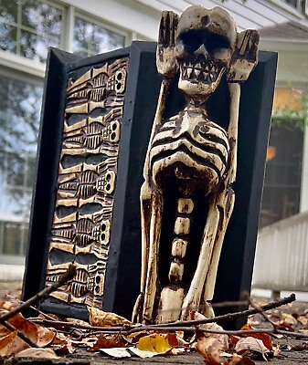 #ad Antique 1950s Hand Carved Macabre Gothic Skeletal Sarcophagus Folk Art Stash Box $400.00