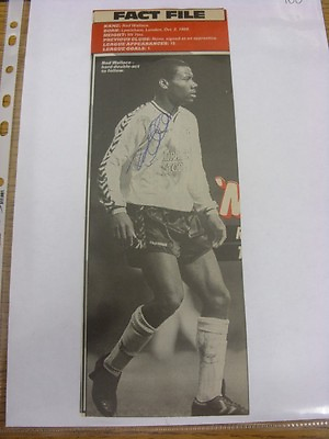 #ad 1988 1989 Autograph s : Southampton Rod Wallace Hand Signed Black amp; White Mag GBP 3.99