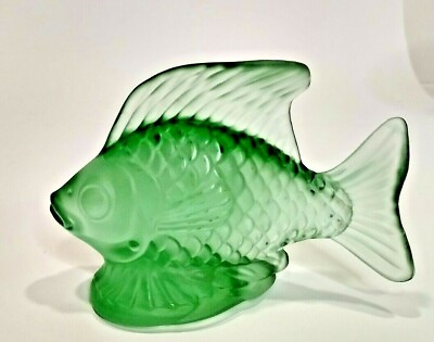 #ad Green Glass Fish by Gorgeous Designs Made in Taiwan 6quot; Long Flea Bite onTail $22.95