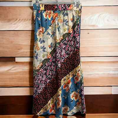 #ad Cliche NWOT’s floral satin midi skirt. Size small $26.00