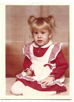 #ad Vintage Old 1980 Color Studio Photo of Little Girl Wearing Cute Red Apron Dress $9.90