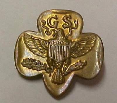 #ad Gold Girl Scout Eagle Trefoil Pin Matte Swing Arm Marked 1970#x27;s Vintage $9.97