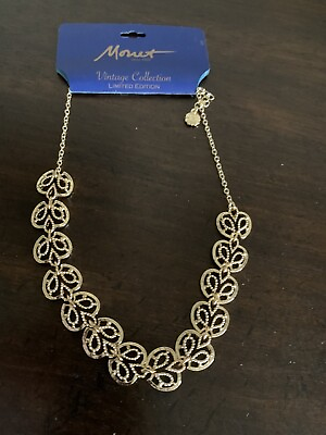 #ad Vintage Collection by Monet NWT gold necklace 15 inches $8.50