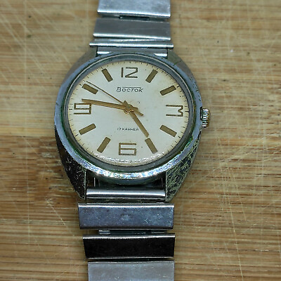 #ad WOSTOK SOVIET USSR Antique WATCH Vintage Rare Early Analog Big Face 17 Jewels $35.00