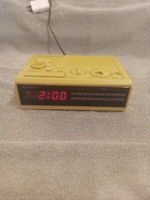 #ad Vintage Sony Dream Machine Model ICF C2W Digital FM AM Alarm Clock Radio Beige $19.99