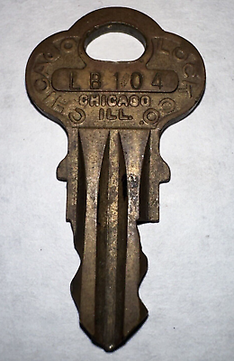 #ad Vintage CHICAGO LOCK Co Brass Key Made in USA #LB104 Bulk Peanut Gumball Machine $13.99